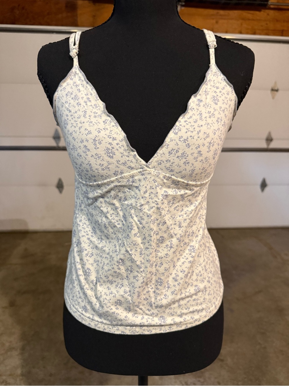 PacSun Cream Floral Lace-Trim Cami with Blue Print